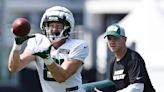 Aaron Rodgers Singles out ‘Rare’ Jets Youngster, Building Chemistry