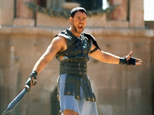 Russell Crowe slams Gladiator executives over script