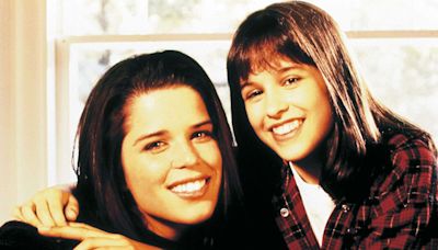 Neve Campbell Is Still 'Tight' with “Party of Five” Costars — and Recently Attended Lacey Chabert's Birthday (Exclusive)