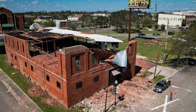 Hurricane Helene leaves at least 64 dead, millions without power in United States | PHOTOS