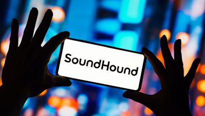 Is SoundHound AI Stock a Buy on the Dip? Analyzing Its Valuation and Potential.