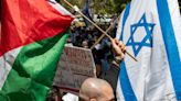 Dueling Israeli-Palestinian protesters clash at UCLA