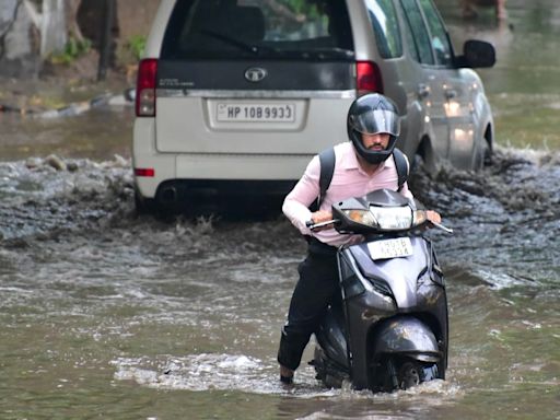 IMD issues ‘orange' alert for Delhi, ‘red' alert in Gujarat amid rainfall | Weather updates