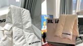 Jil Sander 隱藏熱賣單品：蓬鬆可愛的羽絨圍巾，怎麼能不心動？