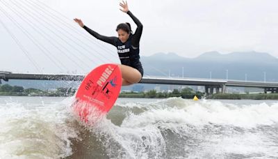 快艇衝浪》星予運動三美勇奪冠 備戰8月臺北國際滑水公開賽