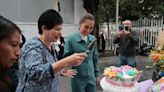 Claudia Sheinbaum presume su celebración de cumpleaños 62 junto a vecinos de Iztapalapa | FOTOS