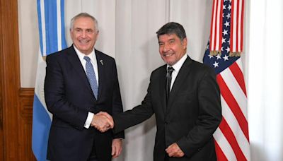 Miguel Acevedo recibió al embajador de Estados Unidos en Casa de Gobierno
