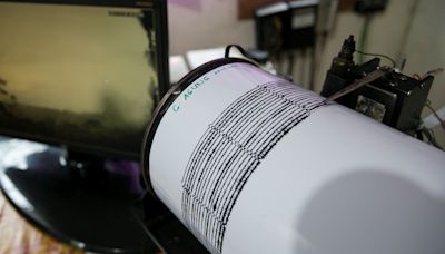 Observan tsunami de hasta medio metro tras terremoto de 7,1 en Japón, que deja 9 heridos