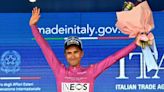 El ecuatoriano Narváez, heroico, gana la primera etapa y es el primer líder del Giro