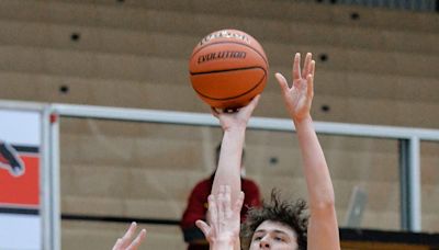 Edgewood's Caden Huttenlocker, North's Connor O'Guinn find Division I basketball homes