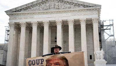Live Updates: Supreme Court Hears Trump’s Claim to ‘Absolute Immunity’