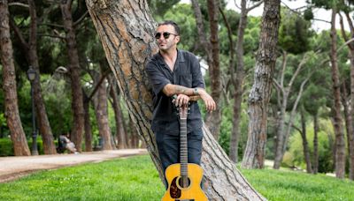 Néstor Pardo, guitarrista: “El ‘blues’ parece que se muere, pero lleva 100 años: perdura porque es honesto y real”