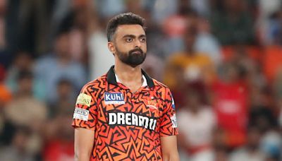 Jaydev Unadkat Hits Back At X User For Misquoting Him On 'Just A Flat To Stay And Car To Drive...