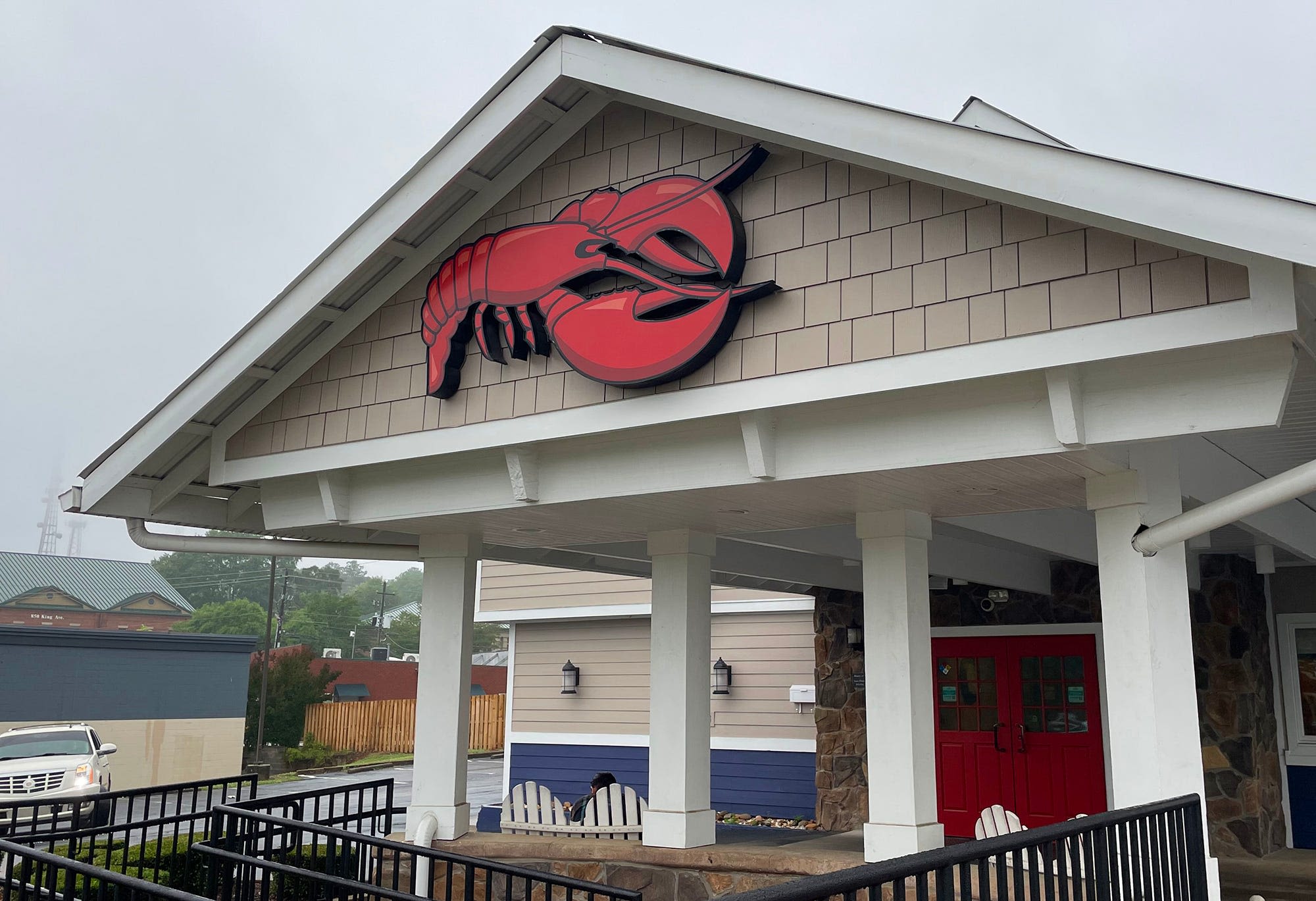 Red Lobster closes Athens restaurant along with more than 80 locations across U.S.