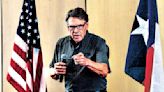 Gov. Perry speaks at the Barnhill
