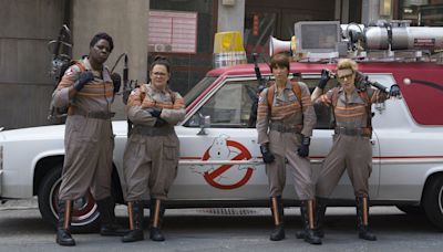 Paul Feig praises Dan Aykroyd for defending female Ghostbusters reboot