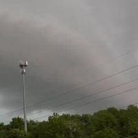 US: Massive Shelf Cloud Over Sky Of Versailles As Tornado-Producing Storm Rolls Through Kentucky