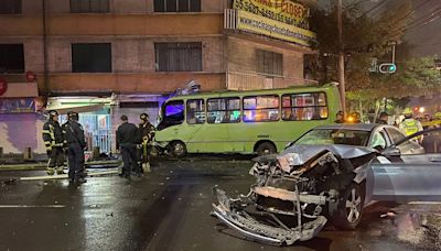 Accidente vehicular en Colonia del Valle deja al menos 12 lesionados | El Universal