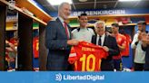 El gesto de Felipe VI con la selección española en Gelsenkirchen