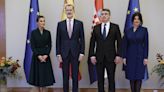 Los reyes de España son recibidos por el presidente de Croacia en Zagreb
