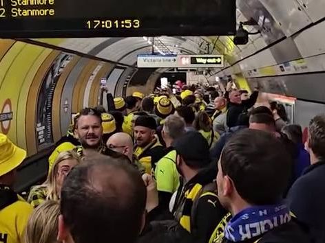 La final de Champions colapsa el metro de Londres y batalla de cánticos: "No puedo más..." - MarcaTV