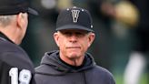 Should Vanderbilt baseball, Tim Corbin take more transfers? One College World Series team shows how