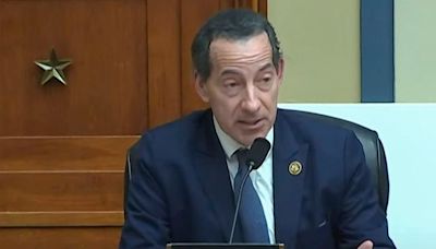 Jamie Raskin blasts GOP at hearing: 'Some of them blindly worship convicted felons'