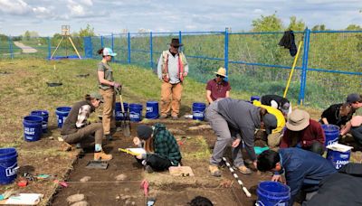 Archaeological excavation at Calgary park reveals ancient Blackfoot artifacts