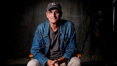 James Taylor talks koalas, the 'gravitational attraction' of touring and Taylor Swift