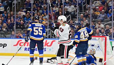 10 observations: Blackhawks blow multi-goal lead, fall to Blues in preseason