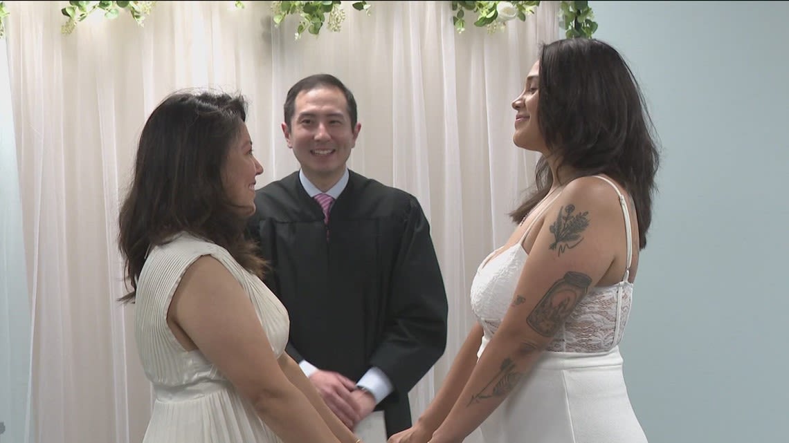 Travis County hosts free wedding ceremonies to honor marriage equality