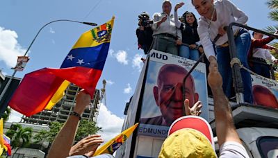 Corina Machado a la cabeza de una marcha opositora en Venezuela