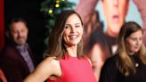 Jennifer Garner Practices "Benign Neglect" In Raising Her Kids—But What Is It?