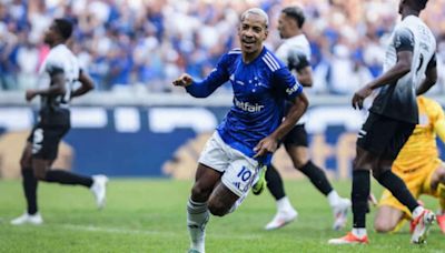 Superior, Cruzeiro vence e deixa o Corinthians no Z4 do Brasileiro