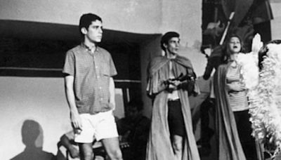 Como intensidade teatral de Chico Buarque aparece com frequência em suas músicas