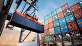 El comercio internacional muestra indicios de recuperación en Castellón durante el mes de abril pero los expertos son cautelosos con los datos
