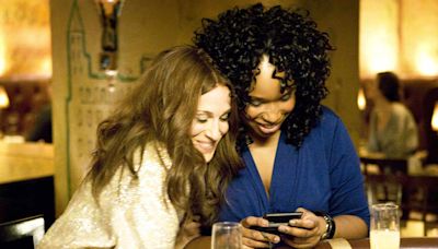 Sarah Jessica Parker and Jennifer Hudson have 'Sex and the City' reunion in Paris: 'At last!'