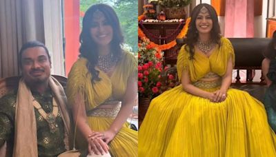 Varalaxmi Sarathkumar stuns in green lehenga at her Mehendi ceremony ahead of wedding | The Times of India