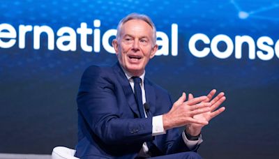 Tony Blair issues warning to Keir Starmer on immigration and 'wokeism'