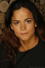 Alice Braga