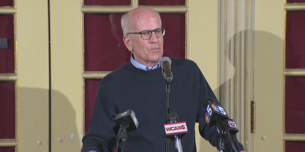 Peter Welch talks with theater and arts community about his proposed pandemic recovery bill