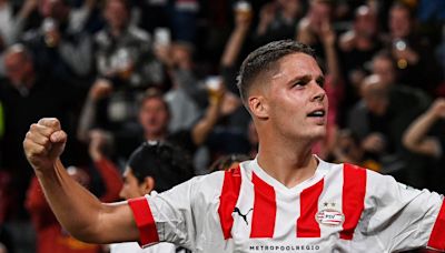 Manchester United identify PSV Eindhoven’s Joey Veerman as potential Manuel Ugarte alternative