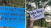 24 Of The Absolute Funniest, Most Absurd, And Ridiculous Signs At The NYC Marathon