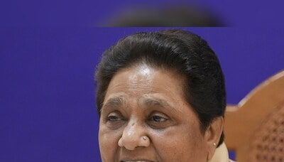 Govt must focus on hiring teachers, improving facilities: Mayawati