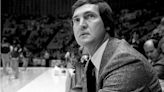 Jerry West, ícono de los Lakers e inspiración para el logo de la NBA, muere a los 86 años