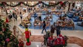 Super Saturday: 142 million one-day Christmas shoppers expected in 2023