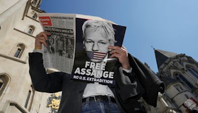 Julian Assange, WikiLeaks founder, cuts plea deal to avoid US prison