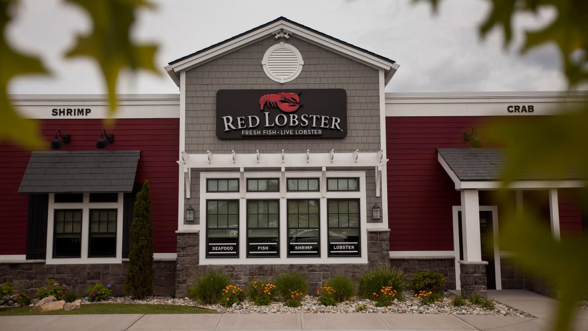 More than a dozen Red Lobster locations appear to close without warning across NJ, NY