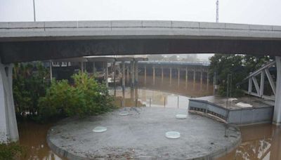 Estação Rodoviária de Porto Alegre espera retornar à glória após redução da enchente