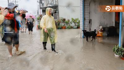 凱米颱風撲台豪雨造成八掌溪溢堤 嘉義縣水上鄉多處淹水